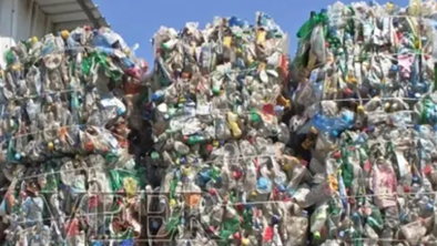 聚酯纤维是用塑料瓶做的，穿了会导致微塑料进入血液？